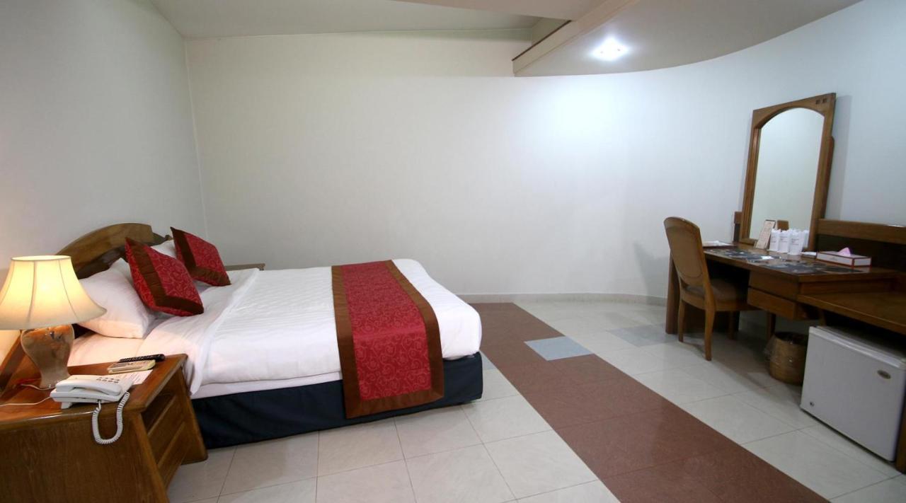 Hotel Victory - Best In City Center Dhaka Eksteriør billede